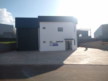 commercial_building em Rua Luiz Silveira Pedreira, Loteamento Distrito Industrial Uninorte - Piracicaba - SP