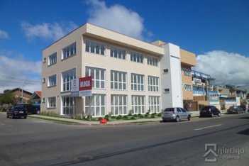 office em Rua Paulino de Siqueira Cortes, São Pedro - São José dos Pinhais - PR