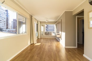apartment em Rua Castro Alves, Independência - Porto Alegre - RS