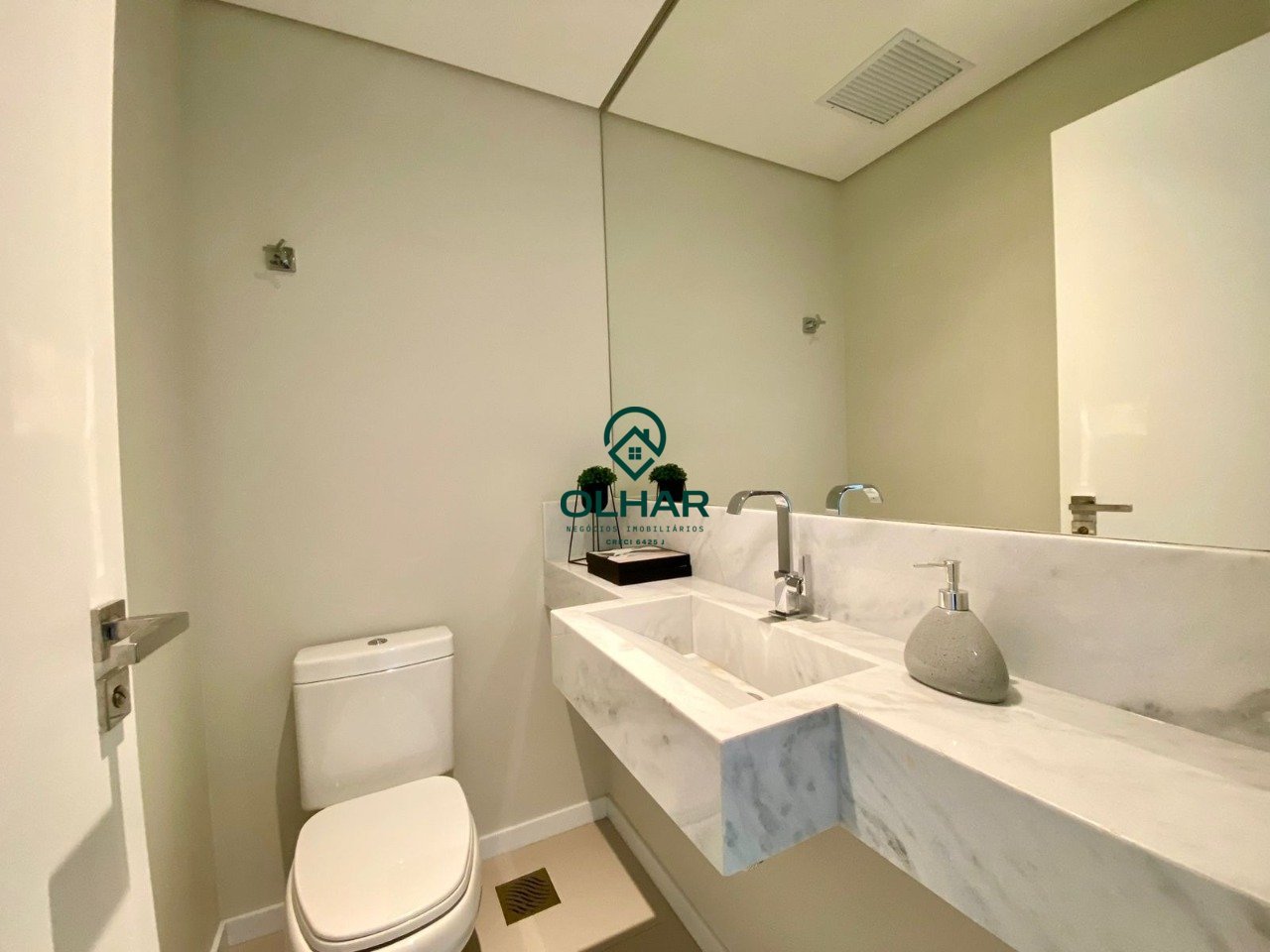 WhatsApp Image 2025-11-21 at 09.00