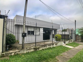 commercial_building em Avenida Liberdade, Patronato - Santa Maria - RS