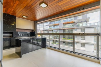 apartment em Rua Alferes Ângelo Sampaio, Batel - Curitiba - PR