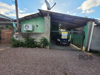 house em Cássia Eller, Ponta Grossa - Porto Alegre - RS