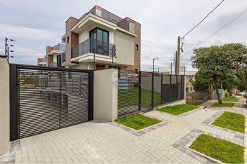 house em Rua Acácio Fernandes, Tingui - Curitiba - PR