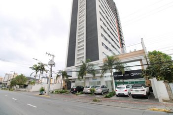 business em Rua Max Colin, Centro - Joinville - SC