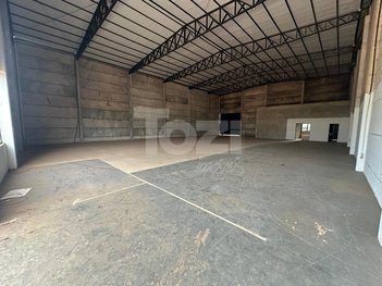 industrial em Rua dos Manacás, Setor Industrial - Sinop - MT