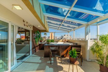 apartment em Rua Vereador Dino Gasparin, Vila Izabel - Curitiba - PR