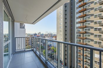 apartment em Avenida João Wallig, Passo da Areia - Porto Alegre - RS