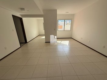 apartment em Avenida Madre Benvenuta, Trindade - Florianópolis - SC