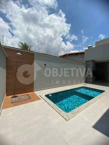 house em Rua Ana Marra Melazo, Dona Zulmira - Uberlândia - MG