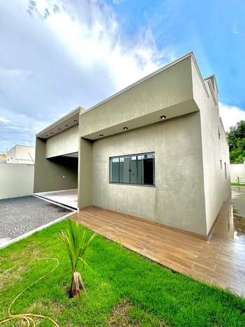 house em Rua Jacarandá, Loteamento Gameleira - Rio Verde - GO