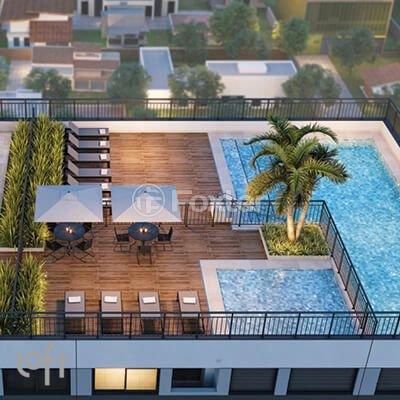 area-de-lazer-com-piscina-e-deck-de-madeira