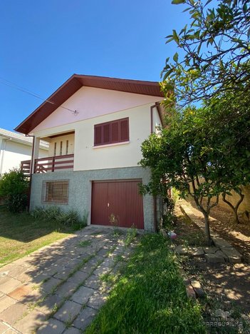 house em Avenida Armando Antonello, São Luiz - Farroupilha - RS