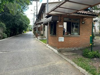 apartment em Avenida Vicente Monteggia, Cavalhada - Porto Alegre - RS