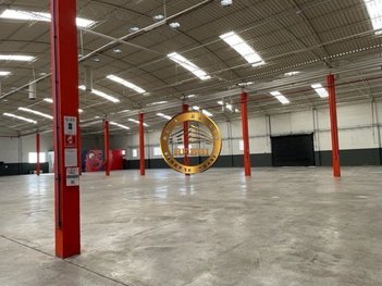 industrial em Avenida Engenheiro Roberto Zuccolo, Jardim Humaitá - São Paulo - SP