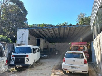 industrial em Rua Mosela, Mosela - Petrópolis - RJ