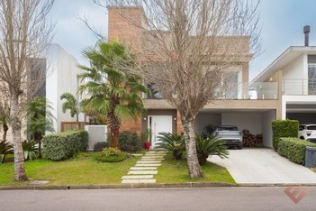 house em Avenida Adolfo Fetter, Laranjal - Pelotas - RS