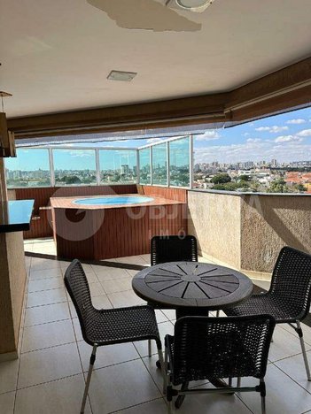 apartment em Rua Tapuios, Vigilato Pereira - Uberlândia - MG