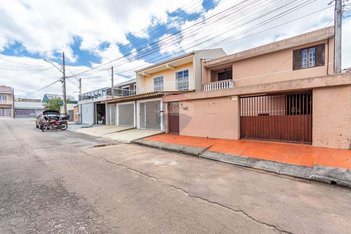 house em Rua Marcelo Monaro, Sítio Cercado - Curitiba - PR