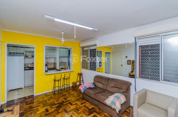 apartment em Rua Vinte e Quatro de Maio, Centro Histórico - Porto Alegre - RS