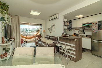 apartment em Rua Jari, Passo da Areia - Porto Alegre - RS