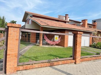 house em Rua Rio Negro, Centro - Xangri-Lá - RS