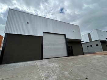 industrial em Rua Benhamin Elian Abissamra, Distrito Industrial Doutor Carlos Arnaldo e Silva - São José do Rio Preto - SP