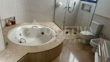 apartment em Rua Quinze de Novembro, Fundinho - Uberlândia - MG