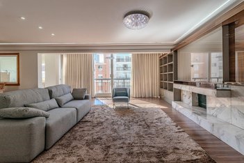 apartment em Avenida Túlio de Rose, Jardim Europa - Porto Alegre - RS