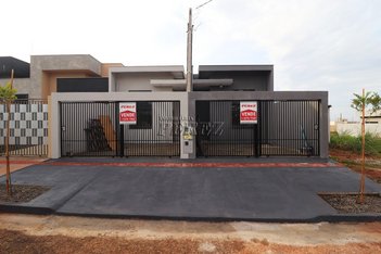 house em Rua Emma Marcelino Peralta, Jardim Montecatini - Londrina - PR