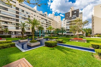 apartment em Rua José Cadilhe, Água Verde - Curitiba - PR