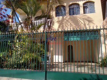 house em Avenida Guarapari, Santa Amélia - Belo Horizonte - MG