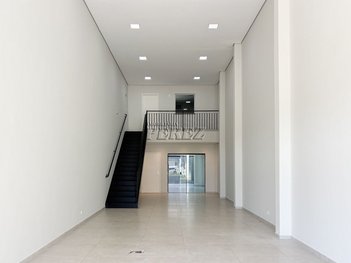 business em Avenida Waldemar Spranger, Colonial - Londrina - PR