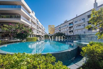 apartment em Rua das Piraúnas, Jurerê Internacional - Florianópolis - SC