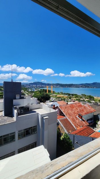 apartment em Rua Capitão Euclides de Castro, Coqueiros - Florianópolis - SC