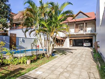 house em José Gertum, Chácara das Pedras - Porto Alegre - RS