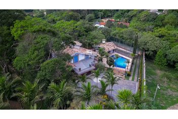 house em Rua Uirapurus, Condomínio Flamboyant-B - Atibaia - SP