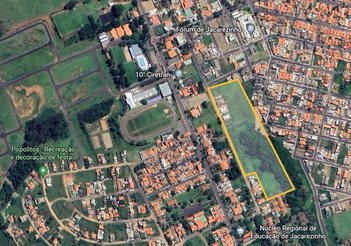 land_lot em Rua Professor Arlindo Bessa, Centro - Jacarezinho - PR