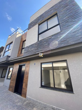 house em Rua João Havro, Boa Vista - Curitiba - PR