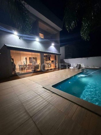 house em Avenida dos Jardins, Nova Uberlândia - Uberlândia - MG