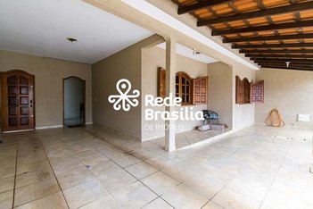 house em QNM 36 Conjunto G, Taguatinga Centro (Taguatinga) - Brasília - DF