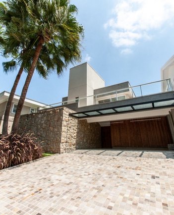 house em Alameda Bertioga, Alphaville - Santana de Parnaíba - SP