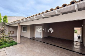 house em Rua Cristóvão Cardoso de Barros, Jardim Novo Sabará - Londrina - PR
