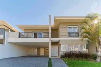 house em Rua Antônio Escorsin, Santa Felicidade - Curitiba - PR