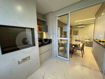 apartment em Avenida César Finotti, Santa Mônica - Uberlândia - MG