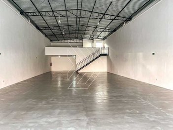 industrial em Rua Benedito Alves Delfino, Distrito Industrial - Marília - SP