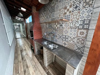 house em Avenida Luiz Amaro Costa, Melvi - Praia Grande - SP