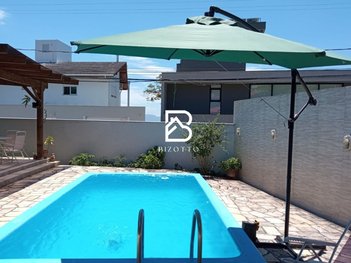 house em Haroldo Soares Glavan, Cacupé - Florianópolis - SC