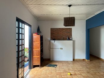 office em Damião Pinheiro Machado, Centro - Botucatu - SP