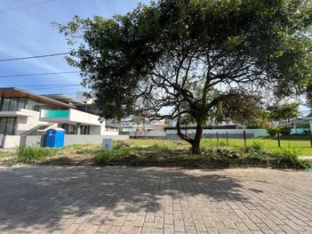 land_lot em Rua dos Uararás, Jurerê Internacional - Florianópolis - SC